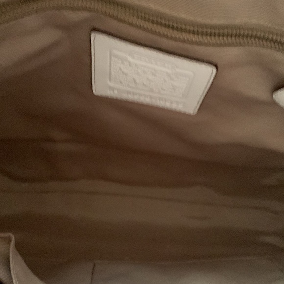 Gently Carried - Coach Purse with Coin Wallet - Picture 4 of 5